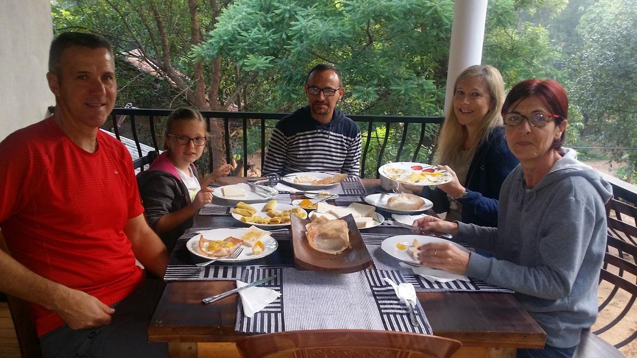 Nice To Meet Home Stay Habarana Exteriör bild